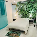 La Saveur Tropicale-proche Centre Ville-aeroport Apartment *